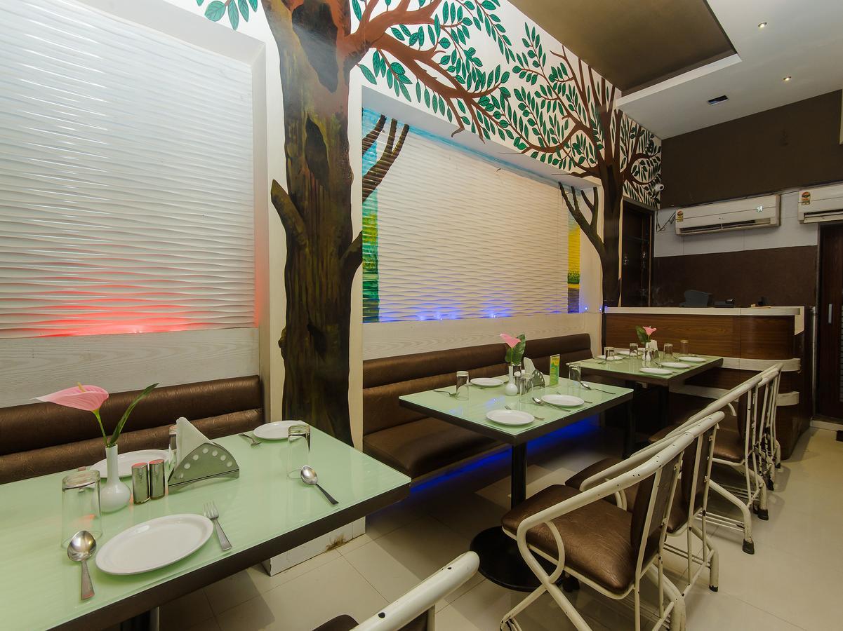 Hotel Shubham パンベル エクステリア 写真