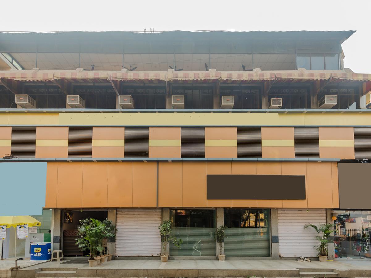 Hotel Shubham パンベル エクステリア 写真
