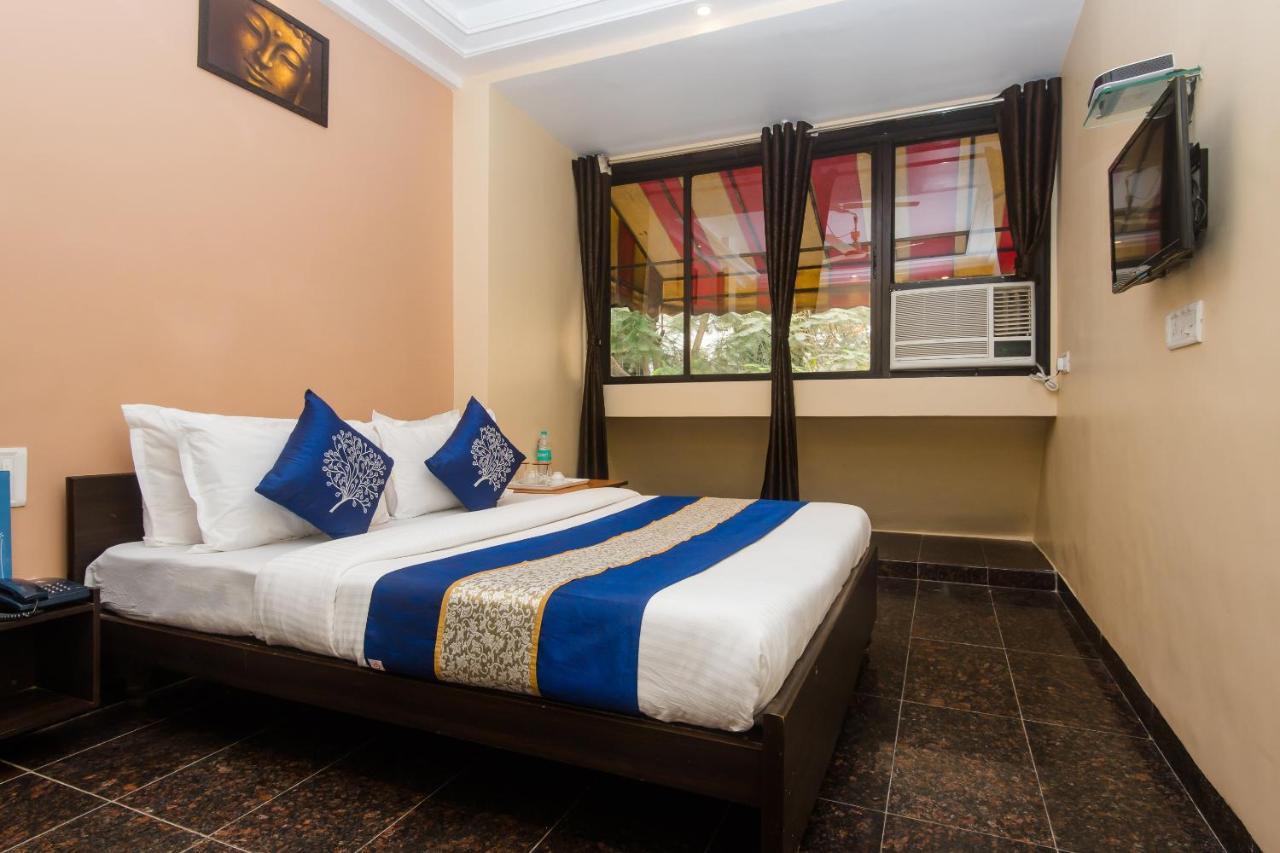 Hotel Shubham パンベル エクステリア 写真